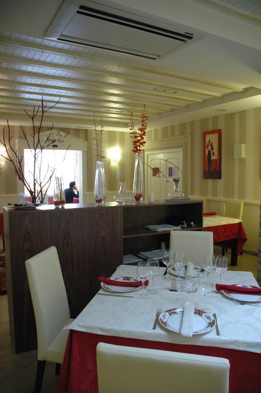 Hotel Ideal Villarrobledo Dış mekan fotoğraf