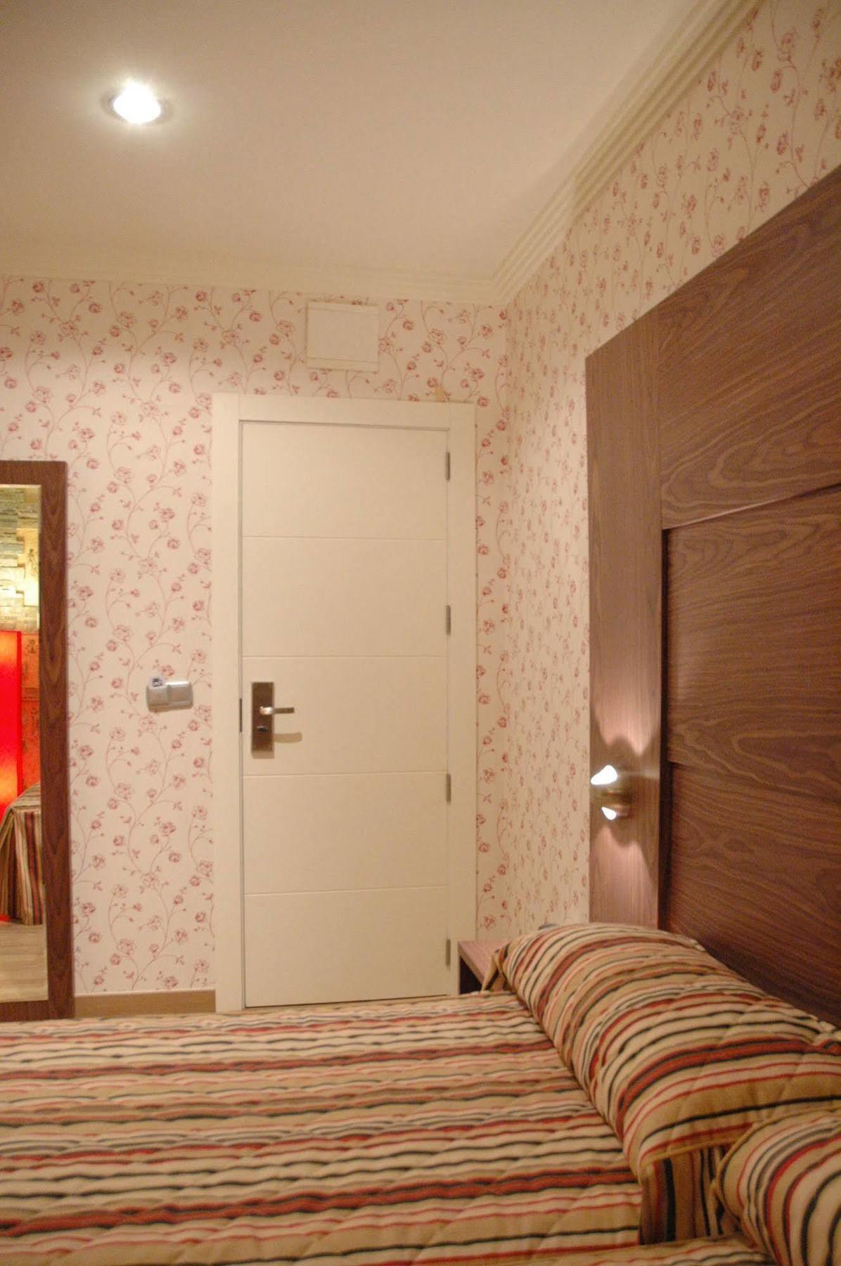 Hotel Ideal Villarrobledo Dış mekan fotoğraf
